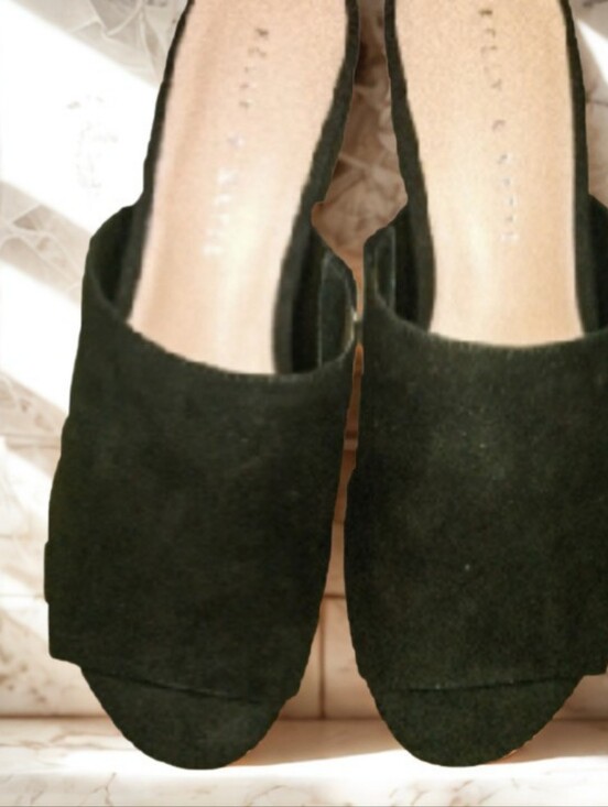 Kelly & Katie Shoes - Kellie and Katie Size 7 Shoes